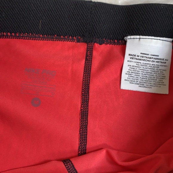 ✨Nike Dri-Fit Pro Crop Leggings✨ - Picture 7 of 8